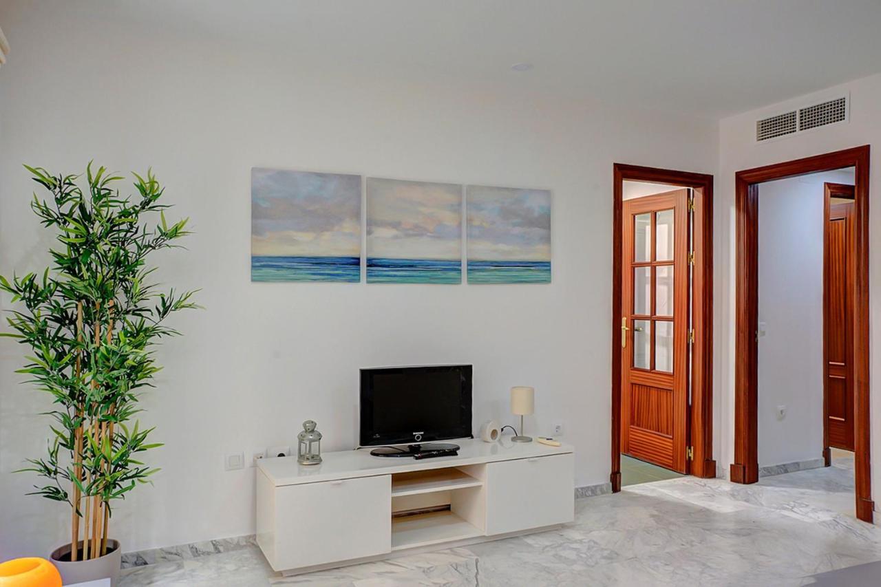 Residencial Torres Apartment Seville Ngoại thất bức ảnh